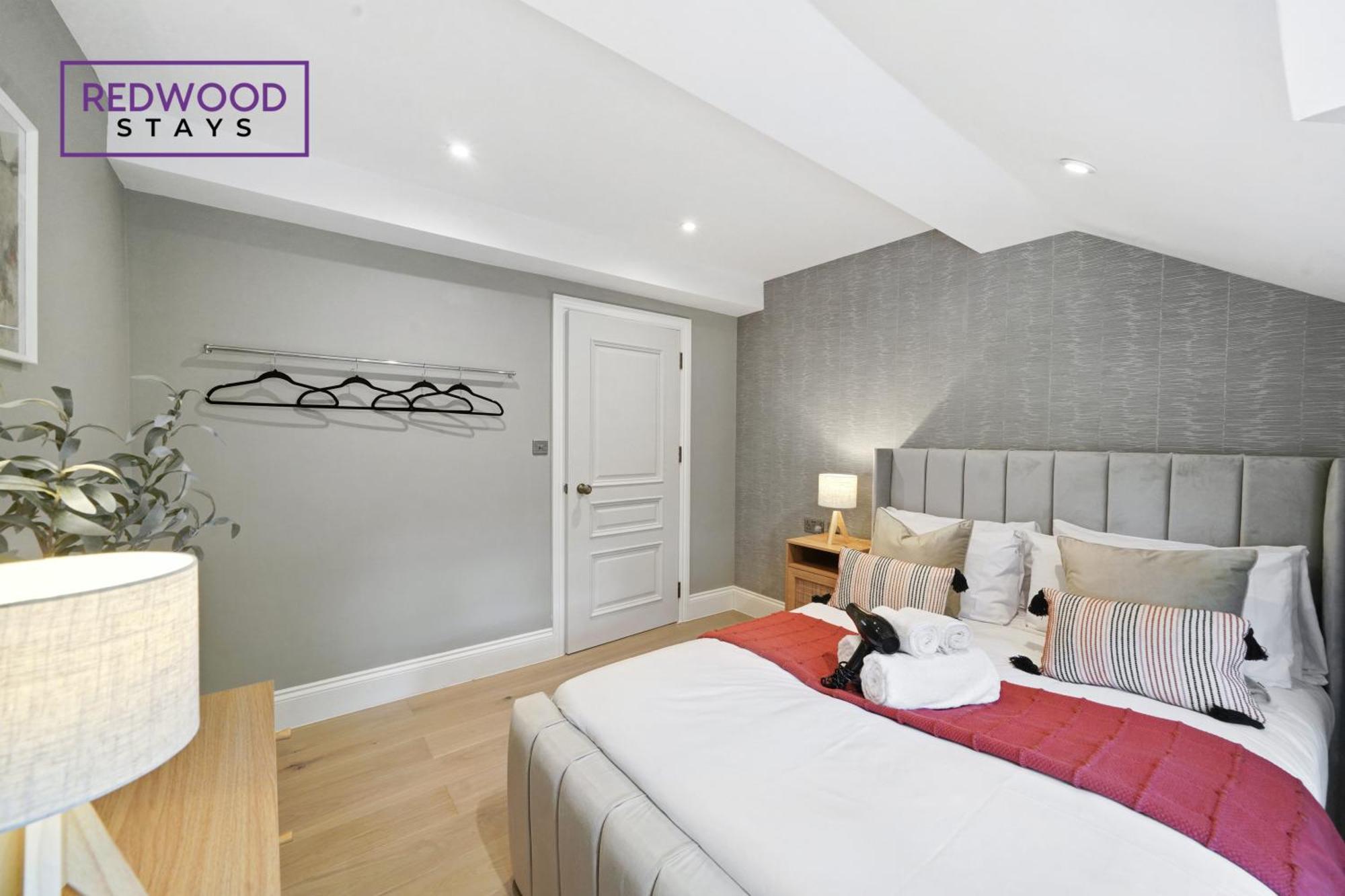 Top Quality 2 Bed 1 Bath Apartments For Contractors By Redwood Stays 독서 외부 사진