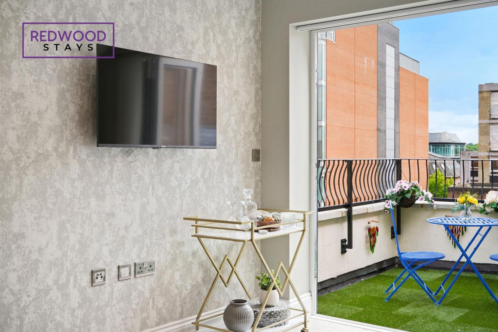 Top Quality 2 Bed 1 Bath Apartments For Contractors By Redwood Stays 독서 외부 사진