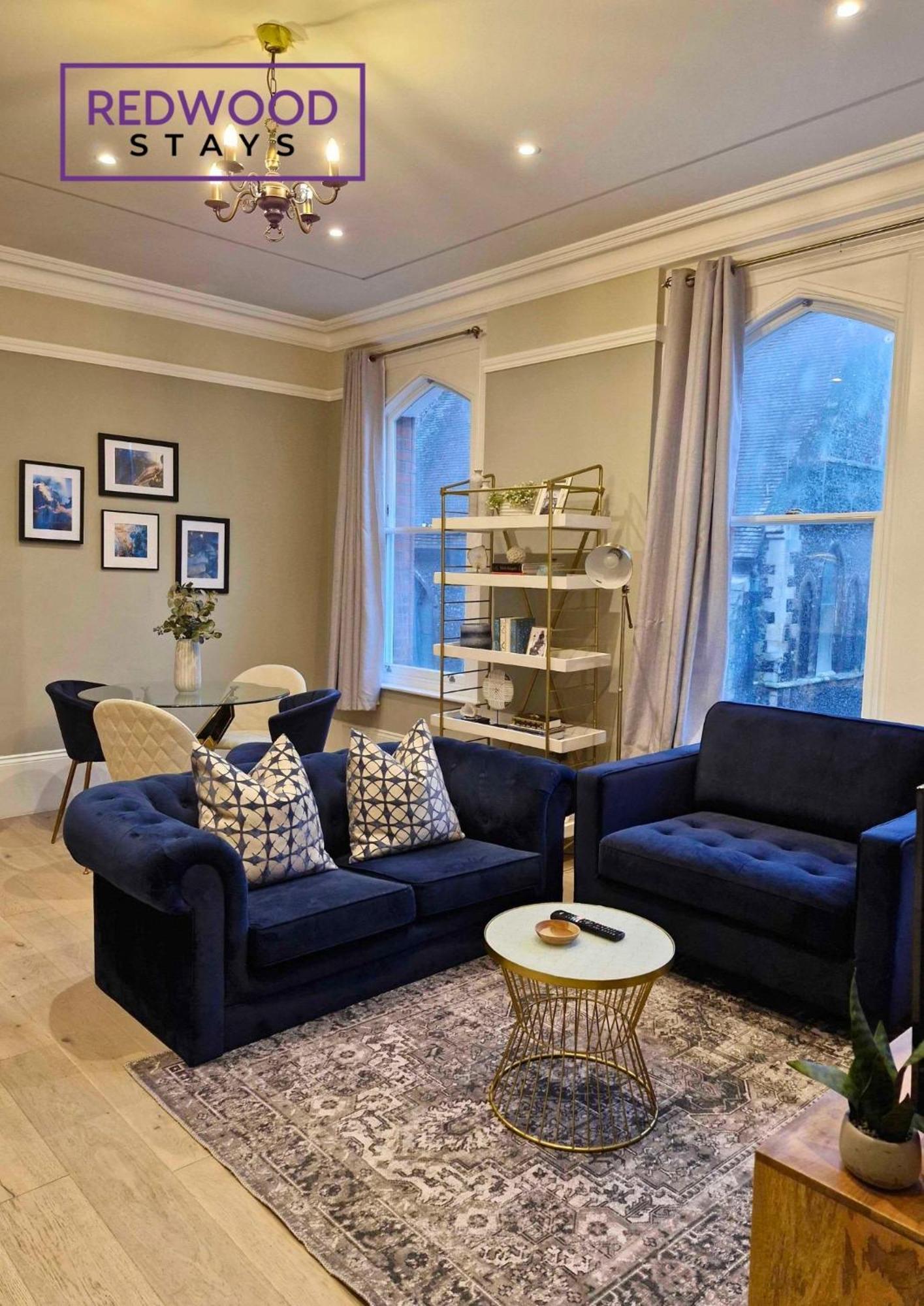 Top Quality 2 Bed 1 Bath Apartments For Contractors By Redwood Stays 독서 외부 사진