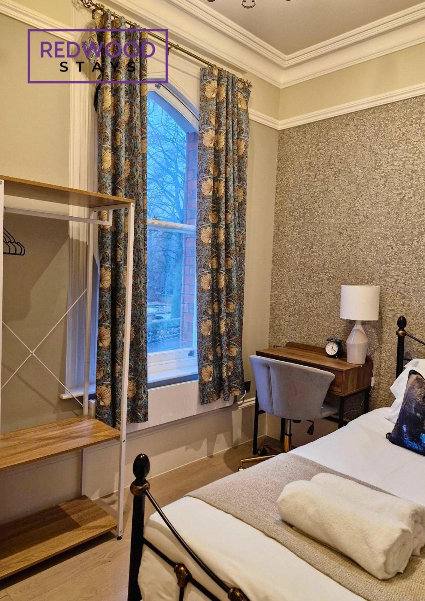 Top Quality 2 Bed 1 Bath Apartments For Contractors By Redwood Stays 독서 외부 사진