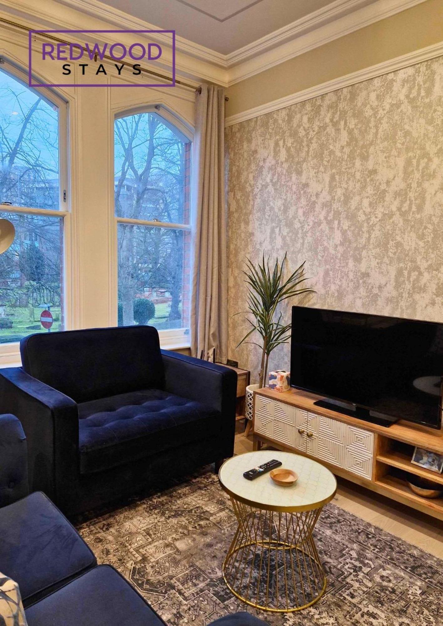 Top Quality 2 Bed 1 Bath Apartments For Contractors By Redwood Stays 독서 외부 사진